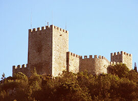 Castelo na Margem Sul